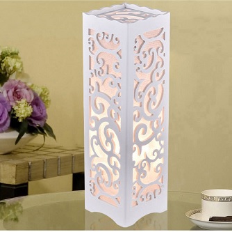Đèn ngủ để bàn hoa văn cổ điển