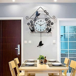 Đồng hồ treo tường đính đá ngôi nhà