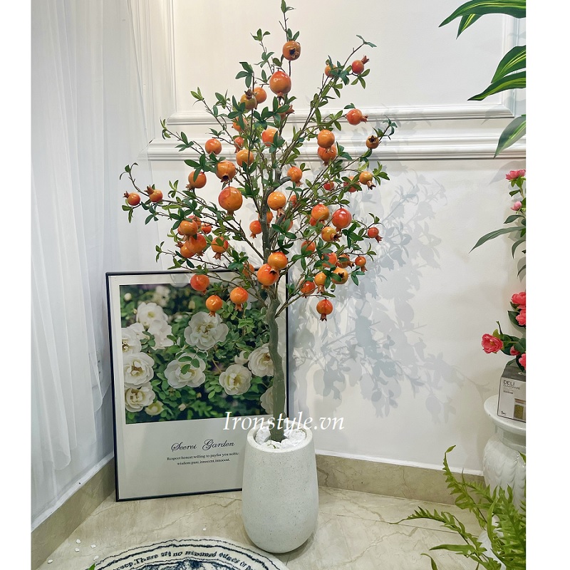 Chậu cây trái lựu giả trang trí đẹp giống thật