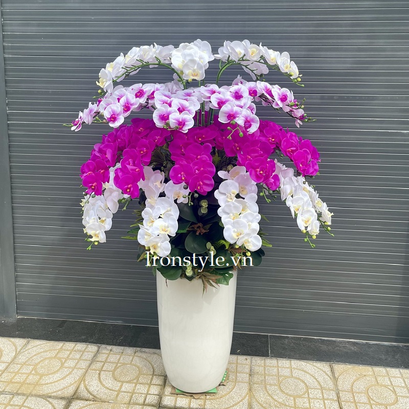 Chậu hoa lan hồ điệp giả lớn trang trí đẹp giống thật