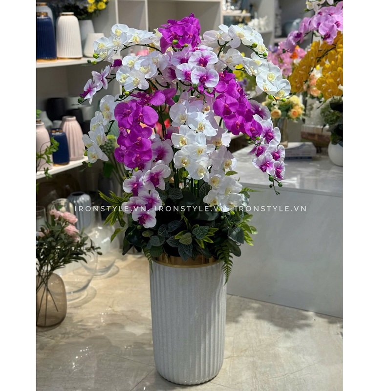 Chậu hoa lan hồ điệp giả cao 1m4