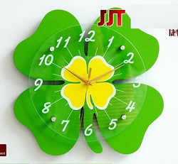 Đồng hồ treo tường cỏ 4 lá