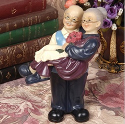 Tượng ông bế bà