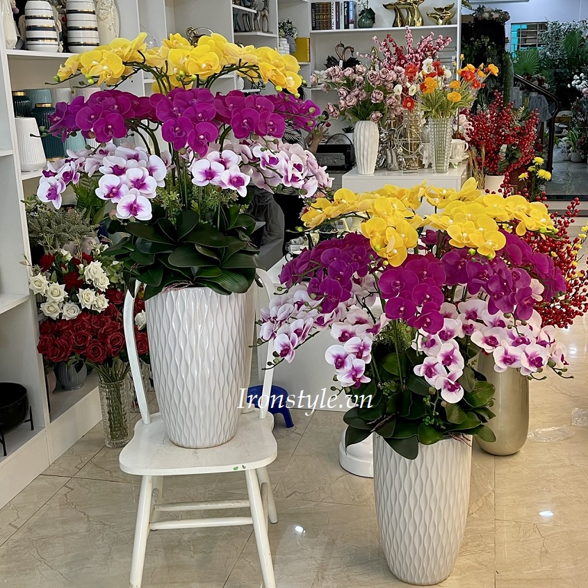 Bình hoa lan hồ điệp giả 3 tầng 3 màu 1m1
