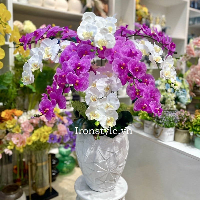 Chậu hoa lan hồ điệp giả cắm 1 mặt mã 38