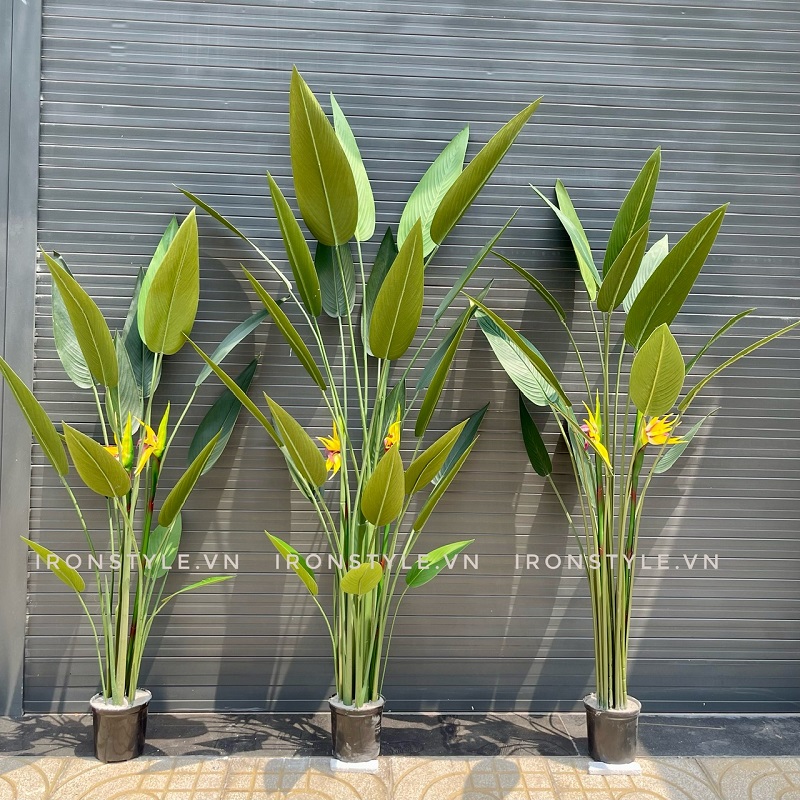 Cây chuối thiên điểu lá nhám có hoa giả trang trí đẹp giống thật