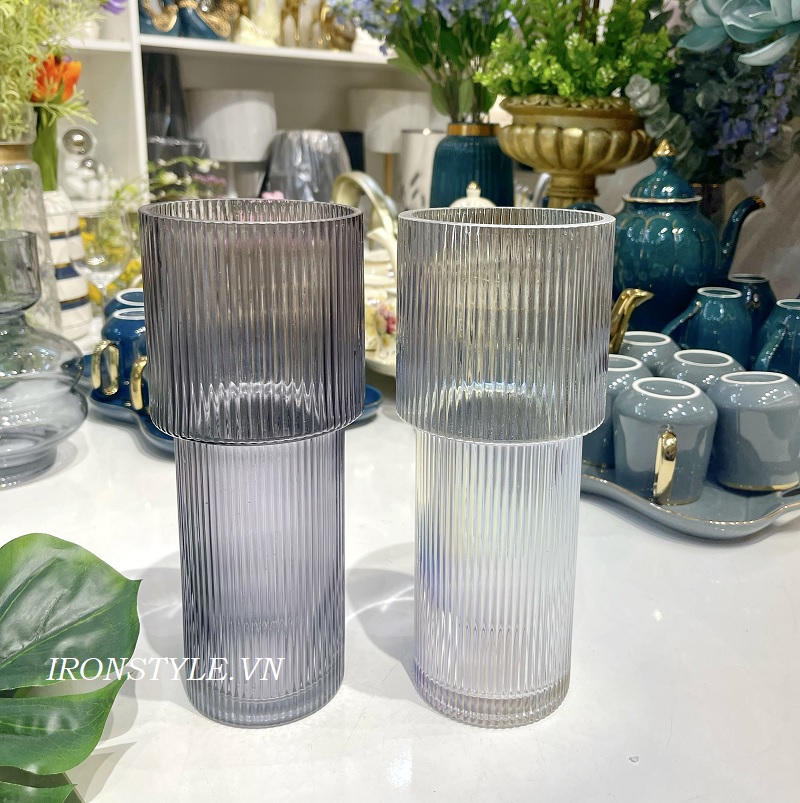 Bình cắm hoa thủy tinh lưới trung 01
