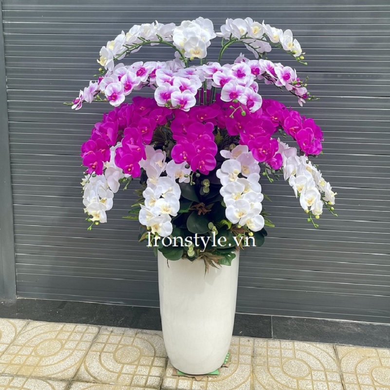 Chậu hoa lan hồ điệp lụa 4 tầng cắm tròn