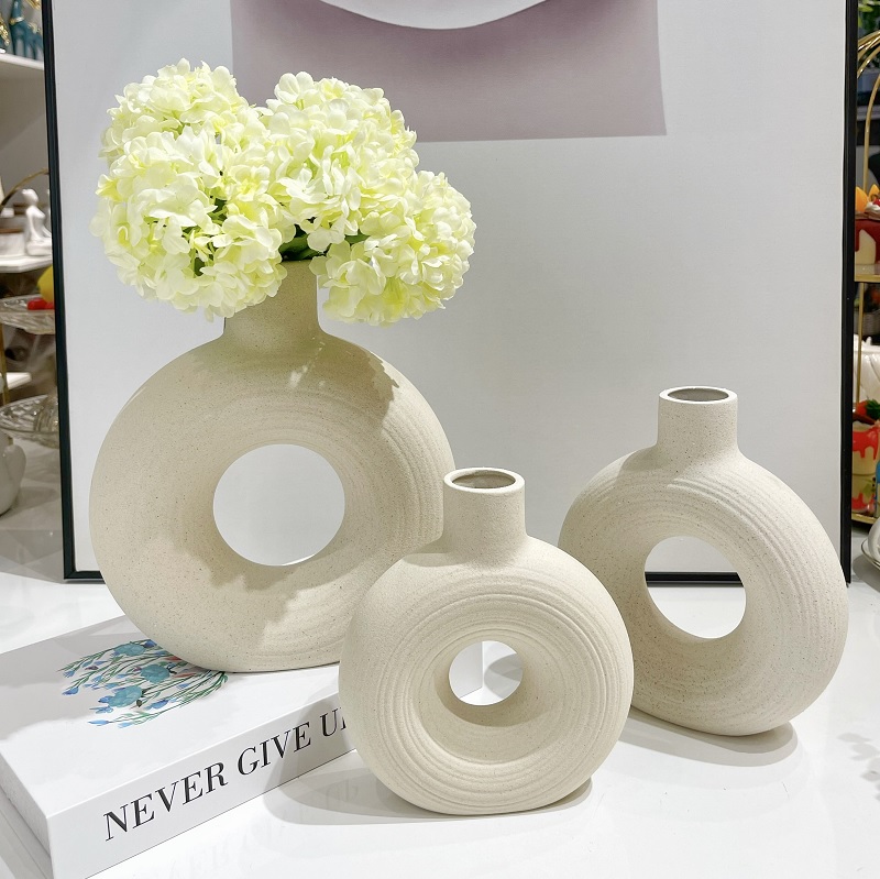 Bình gốm sứ cắm hoa decor vòng tròn 04