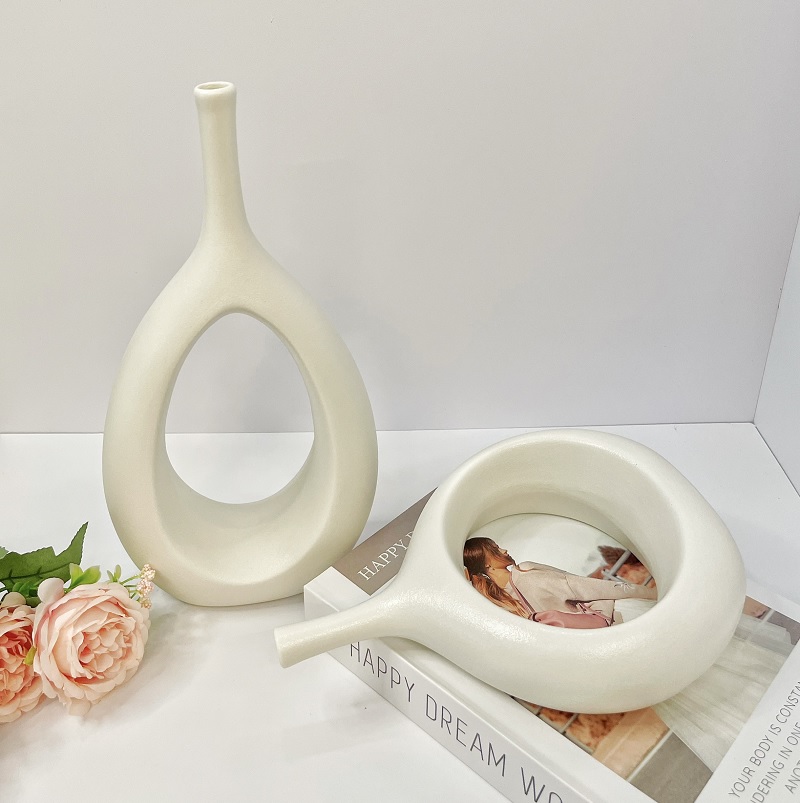 Bình gốm sứ decor vòng tròn 03
