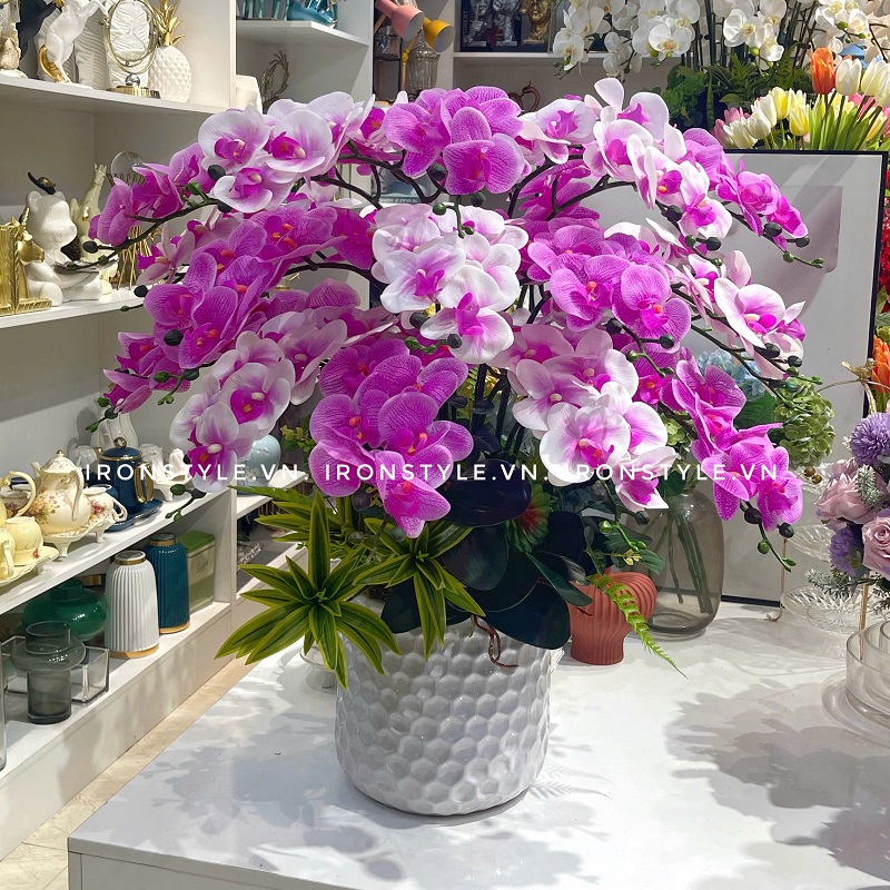 Chậu hoa lan giả để bàn 1 mặt mã 41