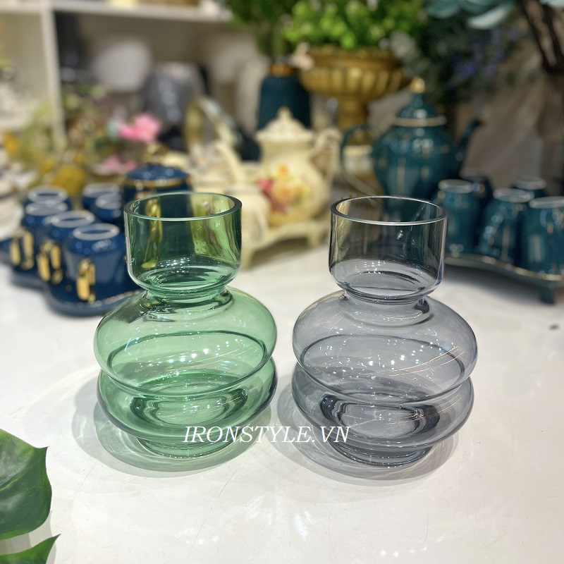 Lọ cắm hoa thủy tinh đèn dầu